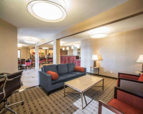 Отель Quality Inn Boonville - Columbia  Бунвилл